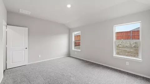 Bedroom - 1920 Cherokee Ln, Cleburne, TX 76033 photo 2 of 8