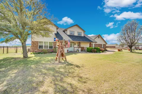 130 Eubanks Rd, Maypearl, TX 76064