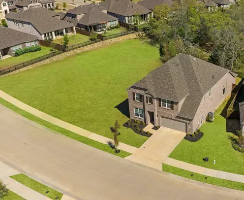 9517 Sunset Ln, Oak Point, TX 75068