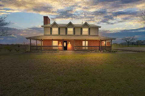 15603 White Settlement Rd, Fort Worth, TX 76108