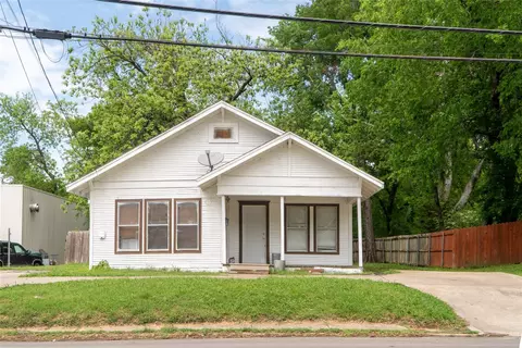 1810 Live Oak St, Commerce, TX 75428
