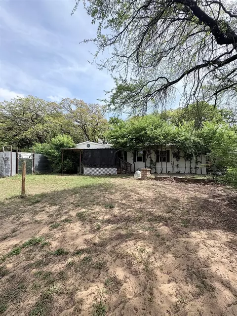 6295 Rendon New Hope Rd, Fort Worth, TX 76140