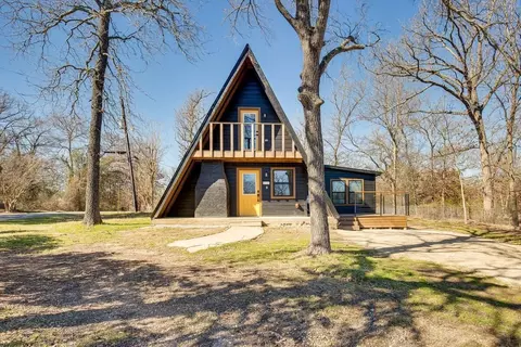 5248 Sam Houston Dr, Log Cabin, TX 75148