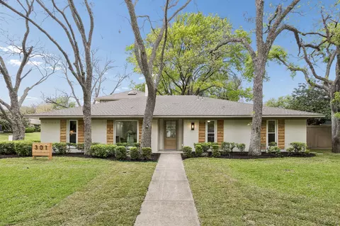 301 Canyon Ridge Dr, Richardson, TX 75080