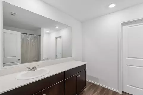 Bath - 1810 River Crossing Dr, Anna, TX 75409 photo 1 of 2