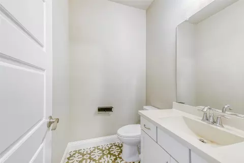 Bath - 1121 7th St, Argyle, TX 76226 photo 1 of 5