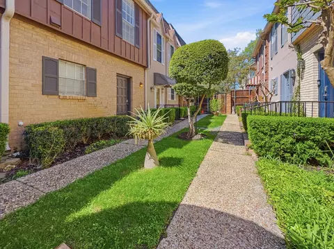 2727 Shelby Ave #N, Dallas, TX 75219