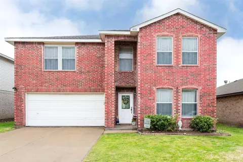 4333 Meadowknoll Dr, Fort Worth, TX 76123