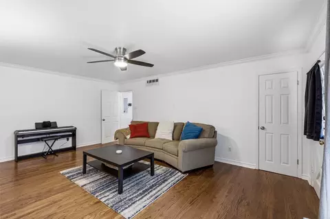 6015 E University Blvd #126, Dallas, TX 75206