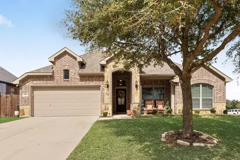3821 Regent St, Midlothian, TX 76065