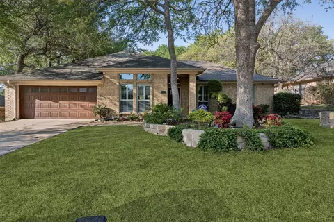 312 Marseille Dr, Hurst, TX 76054