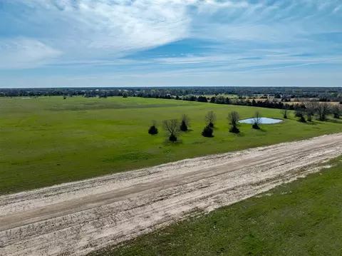 235 Private Road 33263, Sumner, TX 75486 photo 2
