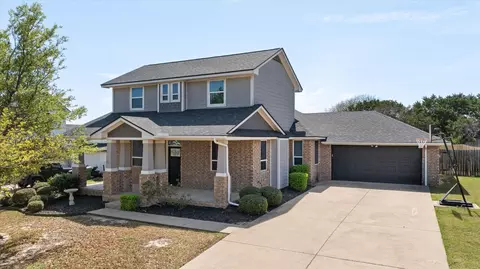 119 Camelot St, Glen Rose, TX 76043