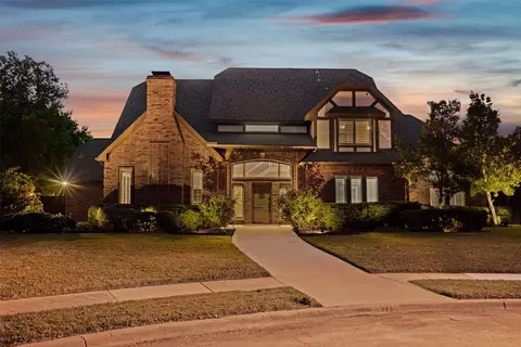 2705 Ithaca Ct, Plano, TX 75025