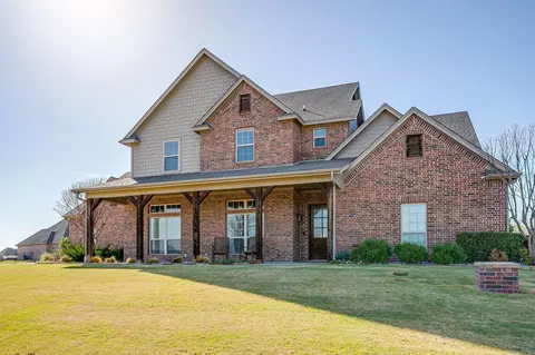 12564 Bella Vita Dr, Fort Worth, TX 76126