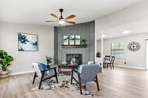 2137 Rose Hill Rd, Carrollton, TX 75007