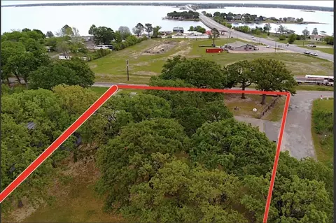 205 Mason Dr, Seven Points, TX 75143