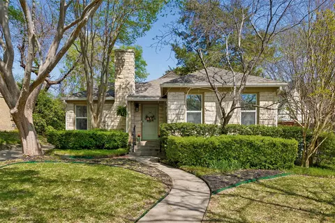 1114 Valencia St, Dallas, TX 75223