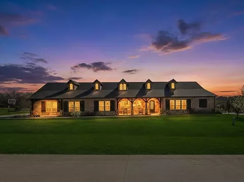 7817 Bella Flora Dr, Fort Worth, TX 76126