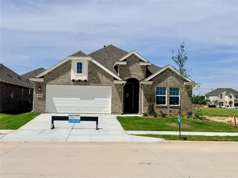 4928 Water Lily Ln, Crowley, TX 76036