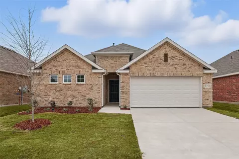 126 Patrick Henry Dr, Venus, TX 76084