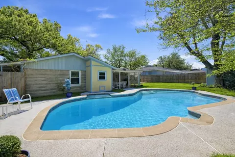 5413 Jerri Ln, Haltom City, TX 76117