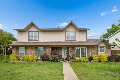 2417 Laurel Ln, Plano, TX 75074