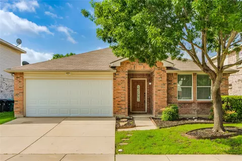 1720 Rialto Way, Justin, TX 76247