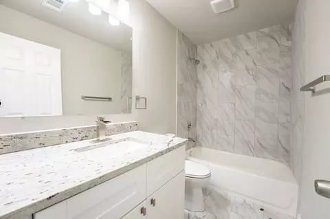 Bath - 1032 Springview Ln, Mabank, TX 75147 photo 5 of 5