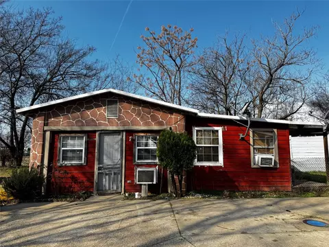 108 N Ellis Ave, Mount Pleasant, TX 75455