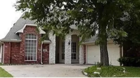 7410 Woodsprings Dr, Garland, TX 75044