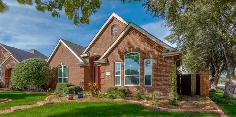 10319 Donley Dr, Irving, TX 75063