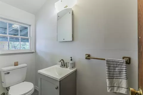 Bath - 3205 Live Oak Ave, Waco, TX 76708 photo 1 of 3