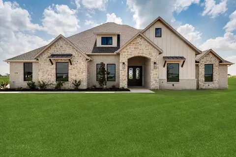 170 Maci Dr, Waxahachie, TX 75167