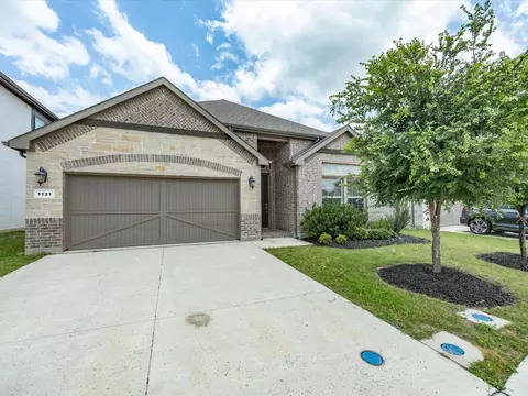 1121 Knightsbridge Rd, Argyle, TX 76226