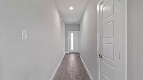 Entry Way - 2816 Hawk Dr, Denton, TX 76205 photo 5 of 6