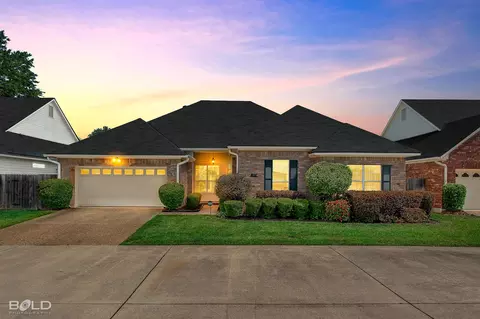 142 Maximilian Ln, Shreveport, LA 71105