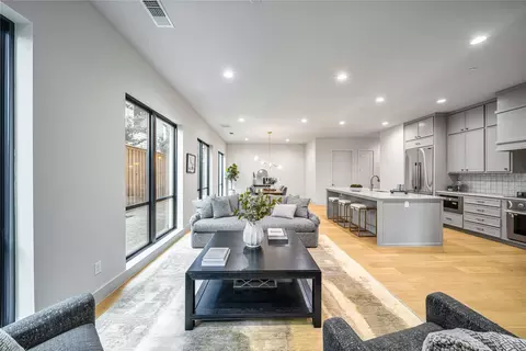 3601 Routh St #1B, Dallas, TX 75219