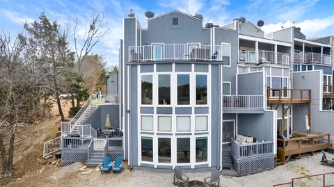 131 Greenway Bnd, Pottsboro, TX 75076