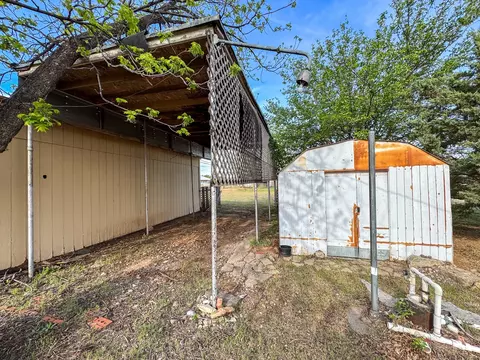 Exterior - 1601 N 1st St, Haskell, TX 79521 photo 5 of 7