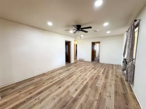 Living - 1601 N 1st St, Haskell, TX 79521 photo 3 of 3
