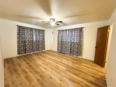 Bedroom - 1601 N 1st St, Haskell, TX 79521 photo 5 of 6