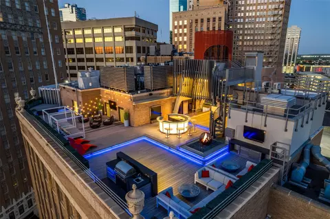 411 W 7th St #1101, Fort Worth, TX 76102