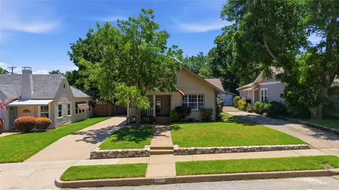 4607 Collinwood Ave, Fort Worth, TX 76107