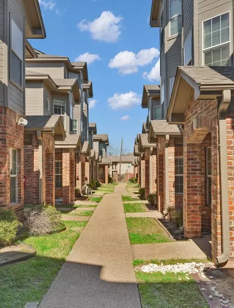 1701 S 12th St #1204, Waco, TX 76706