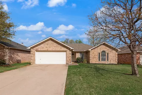 2010 Sword Fish Dr, Mansfield, TX 76063