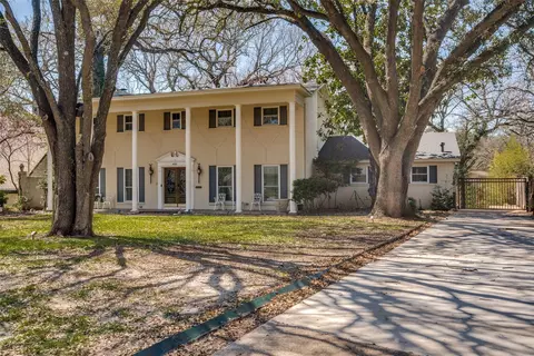 4316 Springbranch Dr, Benbrook, TX 76116
