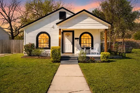 1204 Maxfield St, Waco, TX 76705