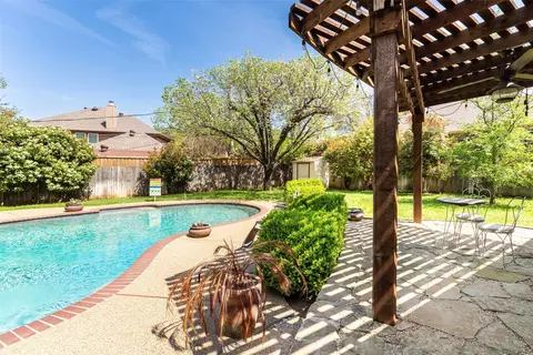 Exterior - 7505 Patsy Ct, Arlington, TX 76016 photo 7 of 12