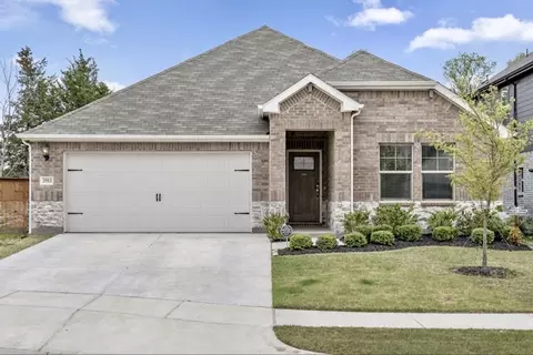 3903 Possum Dr, Farmersville, TX 75442